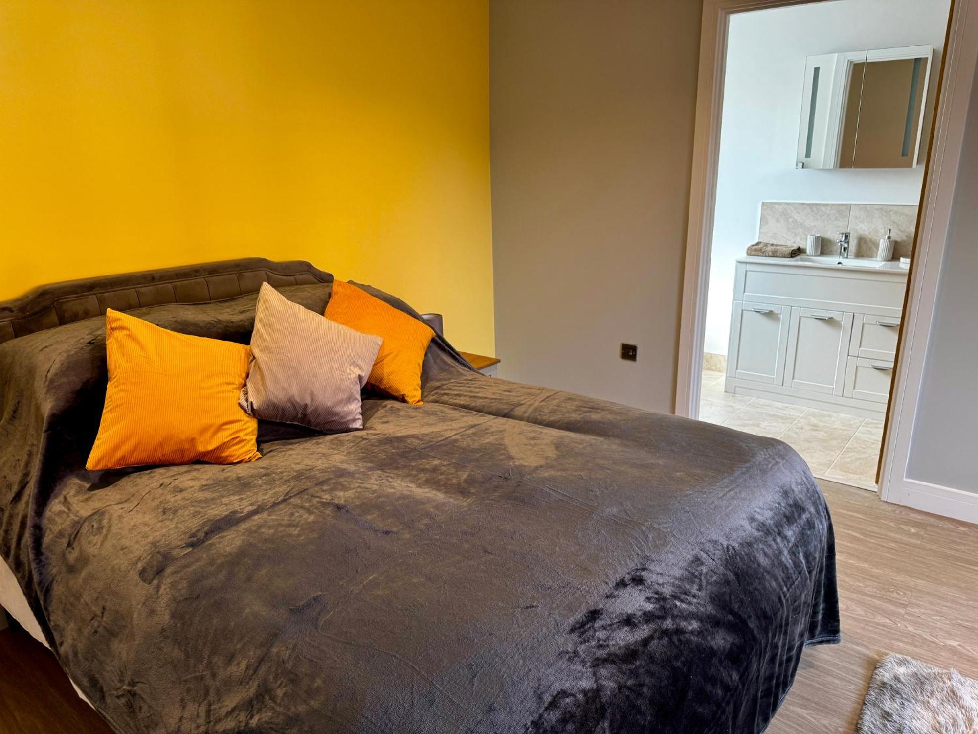 Luxury Isla Cottages, Bourne! Dog-Friendly, Countryside Views, Garden, Parking, 5Mins Pubs - Family Holiday Quarto foto